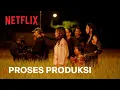Lagu Abadi Nan Jaya | Dikejar Zombi, Ini Cerita Epik dari Eva Celia! | Proses Produksi | Netflix