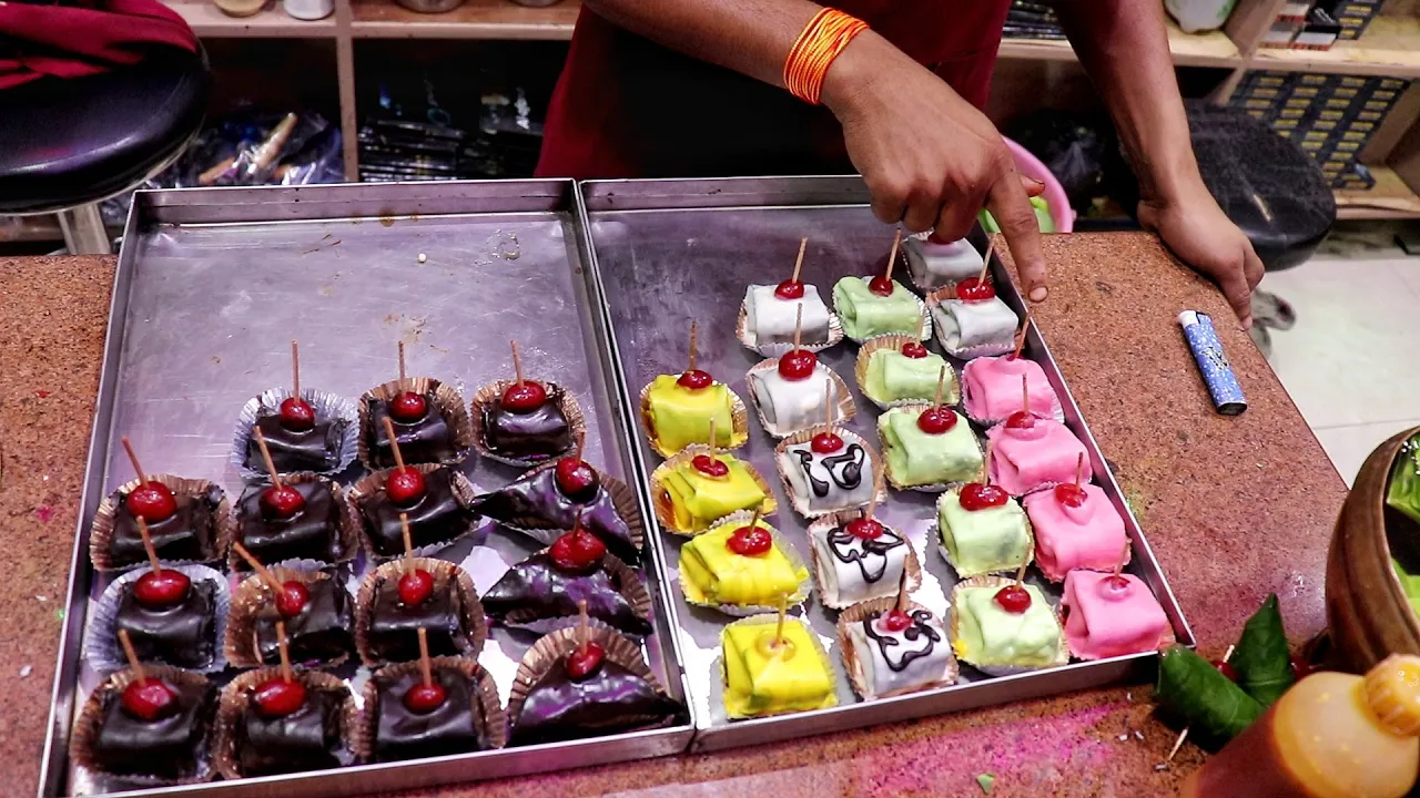 Varieties Of Pan In Mumbai   Ice Pan Making At Krishna Pan In Mahavir Nagar   Indian Street Food