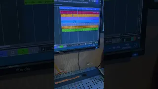 امي يا عروق المحنة دندنها