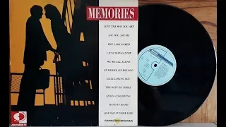 Memories - Coletânea Romântica Internacional - (Vinil Completo - 1994 - (Baú Musical)