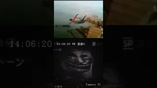 diving face split