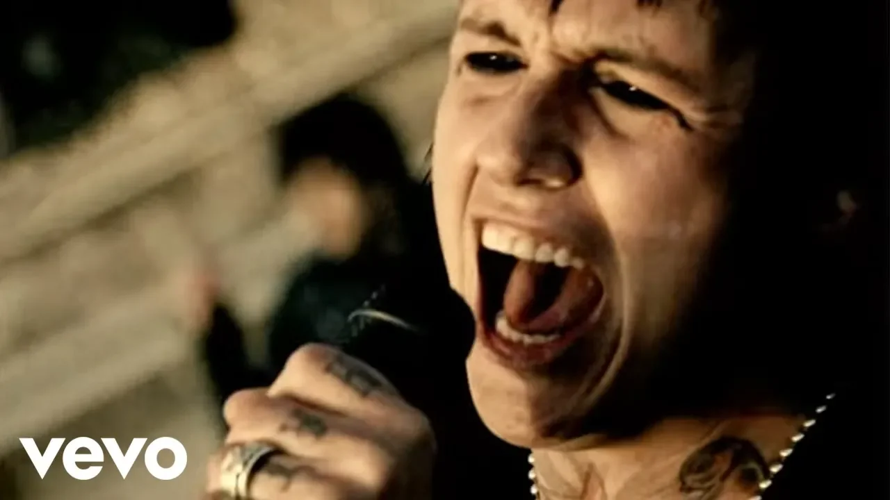 Papa Roach - Lifeline (Official Music Video)