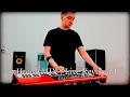 How to play the keyboard in a House MIX
