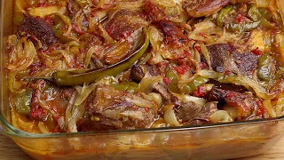 طاجن لحم بالبصل المحمر طعم ولون ورائحة تشهي من وصفات اللحم المميزة 