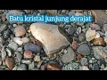 Download Lagu Kristalsteen hoog gehouden in de Lukulo-rivier || Kristalsteen hoog gehouden in de Lukulo-rivier ...