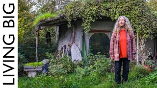 Download Woman Builds £1000 Tiny Earthen Home To Live Close To Nature In Welsh Woods MP3