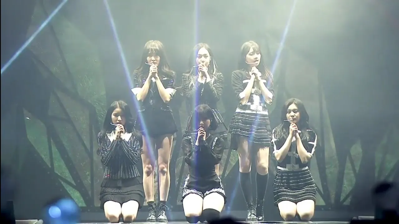GFRIEND - Ave Maria | GFRIEND First Concert 2018 "Season of GFRIEND"