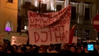 النمسا أول مظاهرة لتيار بيغيدا المتطرف ضد أسلمة الغرب  النمسا أول مظاهرة لتيار بيغيدا المتطرف ضد أسلمة الغرب