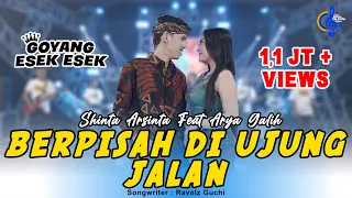 Download Sayup Sayup Ku Mendengar - Berpisah di Ujung Jalan - Shinta Arsinta ft Arya Galih (OMV) MP3