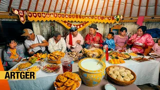 MONGOL NAADAM FEAST! What Does a Mongolian Family Eat During Naadam? Making Tons of Dishes!