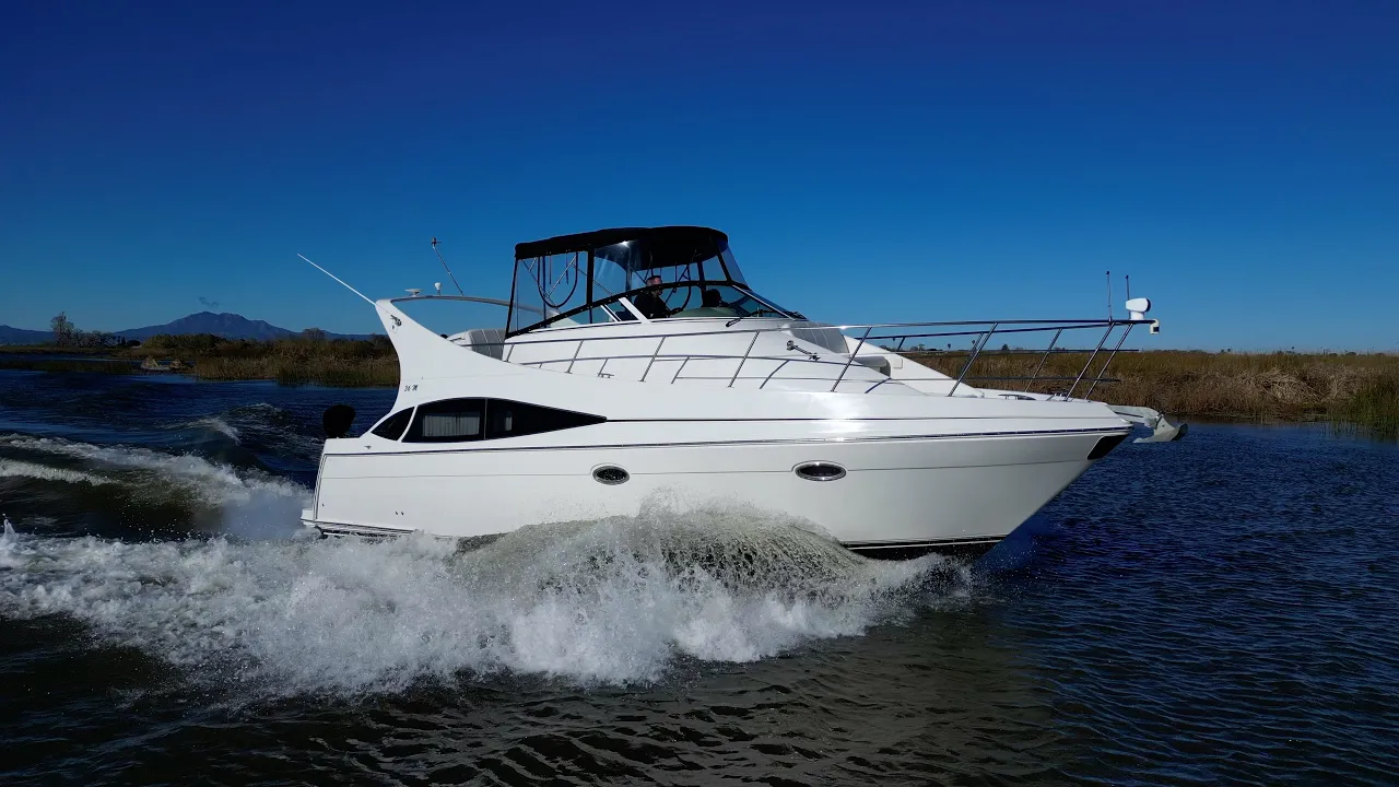 Du thuyền Mini Carver 350 Đăng ký SB