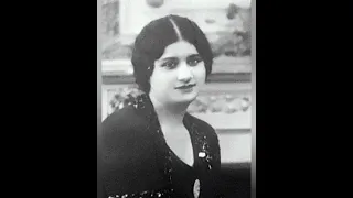 معقول ام كلثوم وهى بتغنى اغنيه الاطلال كانت بتبكى يا ترى ليه 