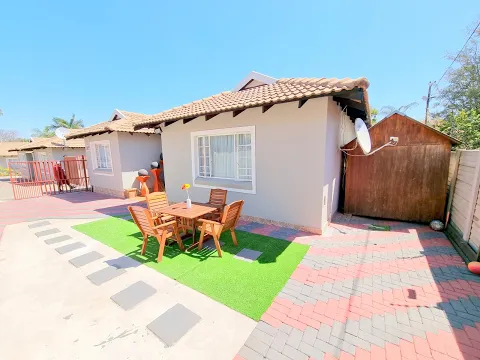 Download MP3 3 Bedroom MODERN townhouse for sale in Bendor Polokwane @ R1,375,000