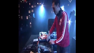 Download DJ Tiesto Live @ 555 Amsterdam, 2005 MP3