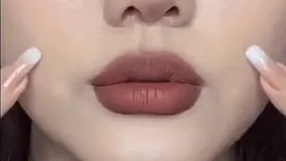 طريقه رسم الشفايف بالكونتور تحديد الشفاه بشكل جميل مكياج كنتور شفايف روج مكياج مناسبات مكياج بنات 