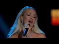 Download Lagu Carrie Underwood - Away In a Manger (4K)
