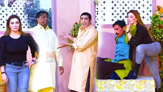 iftikhar thakur with khushboo and amanat chan tariq teddy stage drama shaadi mere yaar ki 2020