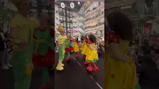 فوزي موزي وتوتي ومندلينا يشعلون مسرح           رام الله     دبكة  اكسبلور  فلسطين دندنها