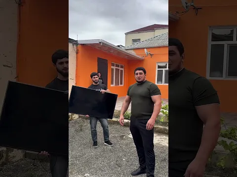 650 Bal yigan telebeye supriz etdik 3 otaqli ev hediyye