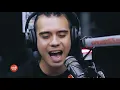 Jason Fernandez performs "Ligaya" (Eraserheads) LIVE on Wish 107.5 Bus