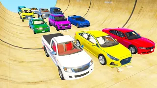 العاب سيارات هايلوكس وسوناتا وتشارجر القفز من فوق المدينة 