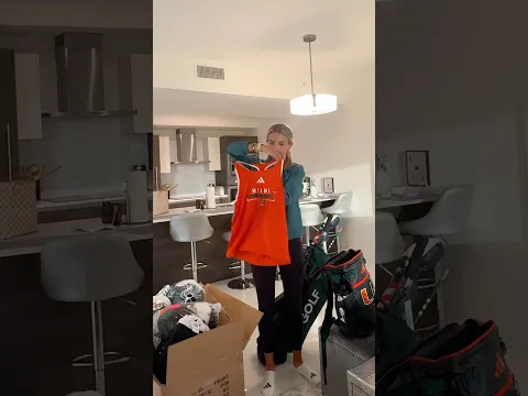 Gear Haul as A d1 Golfer at University of Miami