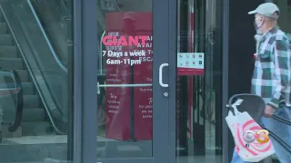 Giant At Riverwalk Back Open