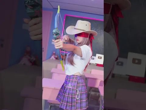 🏹 She Never Misses, Even Blindfolded ⭐ #lilymeow #lilymiumiu #couplegoals #schoolcrush #schooldrama