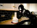 Download Lagu Slayyyter - I Love Hollywood! (Official Music Video)