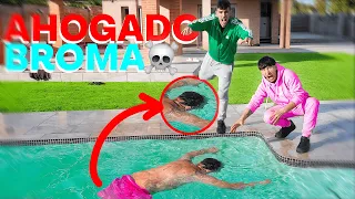 EL ENEMIGO DE MAKIMAN TIENE UN ACCIDENTE EN LA PISCINA!