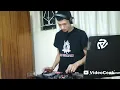 Lagu DJ Dilly S.A. (Is Festive Toe Mix 2025)