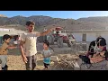 Download Lagu The challenge of building a structure with Saleh and Sadri's concreting: a day of effort and work