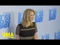 Lisa Kudrow says she felt like a mountain of a woman next to her Friends co-stars l GMA