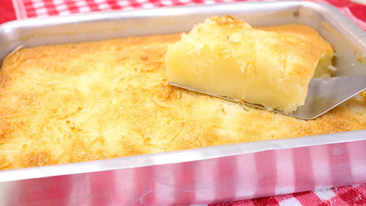 Bolo de aipim com leite condensado- Lardocezange. 