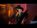 Mary J. Blige performs "U + Me (Love Lesson)" live in Baltimore