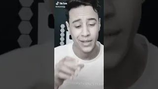 فيديو ل مكامل علي اغنيه  حبيتك حب ملوش تفسير  دندنها