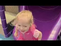 🚁 Anna Maria Sky'ın Helikopterini Uçuruyor! DEV PAW Patrol Oyun Alanı 🐾