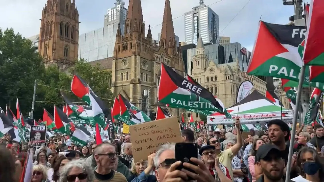 Youtube Thumbnail 55473757582d6146727230 