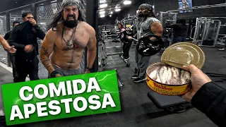 Abriendo la Lata mas Apestosa del Mundo en un Gimnasio (BROMA)