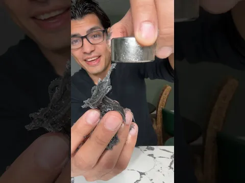 Making magnetic needoh slime￼