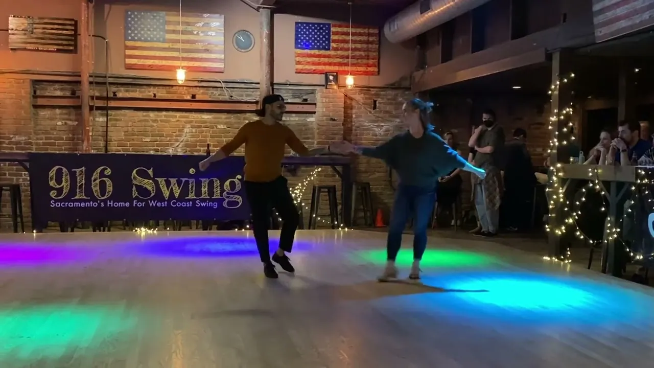 Gabe Munoz & Ashley Snow @ 916 Swing (2/7/23)