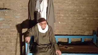 فاكر لما كنا لمه جوه طشت بنستحمى 