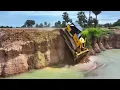 Lagu OMG!! 😱 Unbelievable!! 😱 KOMATSU D60P Bulldozer Filling Huge Deep Pond with 20-Ton Trucks!