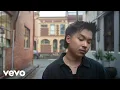 Download Lagu Keenan Te - Faults (Official Lyric Video)