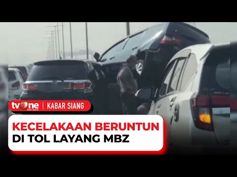 Bertumpuk Layaknya Kartu, Tiga Mobil Alami Laka Beruntun di Tol Layang MBZ