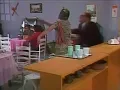 Download Lagu Chaves - 7ª Temporada - Chaves dá Um Tapa na Cara de Seu Barriga