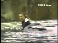 Slow Motion footage of Dawn with Tilikum seconds before take-down