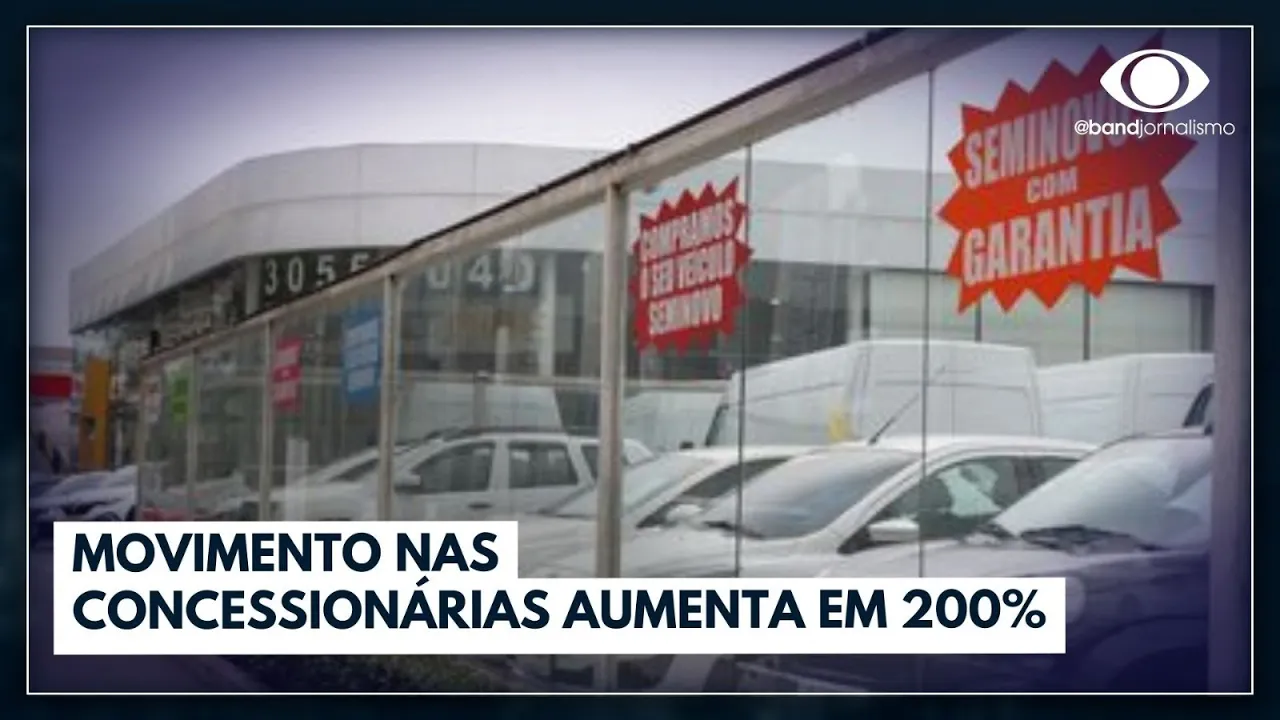 Movimento nas concessionárias aumenta após redução de impostos