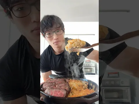 Steak Mac & Cheese Mukbang #shorts