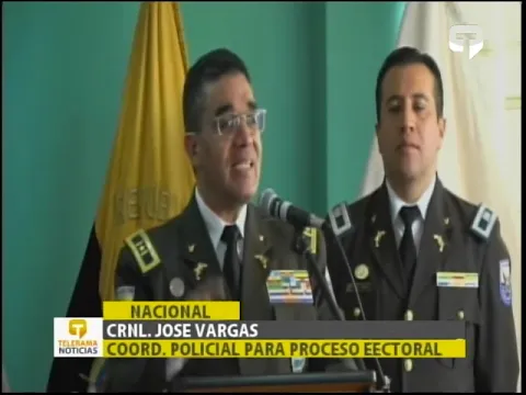 CNE entregó credenciales de votación a miembros de la policía